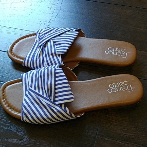 Sandals - Picture 4 of 5